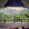 https://cdn.worldota.net/t/{size}/hotel_review/74/0b/740bf4453e8542d64b3465f3ec8e79fcf03083dd.JPEG