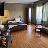 https://cdn.worldota.net/t/{size}/hotel_review/79/7d/797dda822d068105a26c730402cb02375193381d.JPEG