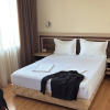 https://cdn.worldota.net/t/{size}/hotel_review/7d/e8/7de8b136c3e2c550eee6d62b431e419cc084c2dc.JPEG