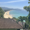 https://cdn.worldota.net/t/{size}/hotel_review/81/b2/81b216928863e5c413ad01587104f7e4f7c1cc91.JPEG
