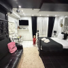 https://cdn.worldota.net/t/{size}/hotel_review/86/60/8660e6e73e848c2502a53d15f4aee1a8c75a3330.JPEG