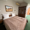 https://cdn.worldota.net/t/100x100/hotel_review/8e/7b/8e7bf42cf1fd083a591c52407008704164318de9.JPEG