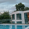 https://cdn.worldota.net/t/100x100/hotel_review/96/bd/96bd5cf3515f1309b8abcc15a71e76a39288c968.JPEG