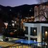 https://cdn.worldota.net/t/{size}/hotel_review/9c/f6/9cf648c3370451d80570dcef24cc4f926905cd50.JPEG