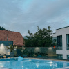 https://cdn.worldota.net/t/100x100/hotel_review/9f/97/9f9726b72fa342dffed743ff402861255697b299.JPEG