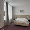 https://cdn.worldota.net/t/{size}/hotel_review/9f/99/9f998a59642e9fe54f88afefbb4e0c4374cb1475.JPEG