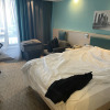 https://cdn.worldota.net/t/{size}/hotel_review/9f/de/9fdec7c9799d809c67047819f68fc3ae867981a7.JPEG