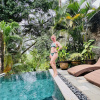 https://cdn.worldota.net/t/100x100/hotel_review/a8/80/a88040f2e3d7dfa1c57179e75ac77c15b5bab0c6.JPEG