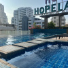 https://cdn.worldota.net/t/100x100/hotel_review/b3/82/b38222e8a7f66667dcd7e7d20d8a8a3d75591671.JPEG