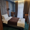 https://cdn.worldota.net/t/{size}/hotel_review/b5/93/b593c84e790bcdda1140c15374e1e27f2987e2e1.JPEG