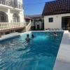 https://cdn.worldota.net/t/100x100/hotel_review/b5/c2/b5c262d09929a476876d122b8a0fedab030f77b7.JPEG
