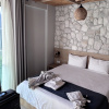 https://cdn.worldota.net/t/{size}/hotel_review/b7/88/b788a60b72320763ce8fa7d2bdfae7fe434ad611.JPEG