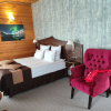 https://cdn.worldota.net/t/{size}/hotel_review/b9/8e/b98e0337653e71b50470e3bae40021b7ad0224d0.JPEG