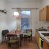 https://cdn.worldota.net/t/{size}/hotel_review/b9/d8/b9d8227385df3c4db566b46bf97141aefd91e4f7.jpeg