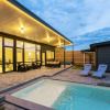 https://cdn.worldota.net/t/100x100/hotel_review/ba/f7/baf7a478cad3febf07cdf3f703d9fa78d1db2cfe.JPEG