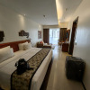 https://cdn.worldota.net/t/100x100/hotel_review/bd/48/bd4871946f4e595c1e0032c659d693ea239fb7da.JPEG