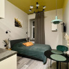 https://cdn.worldota.net/t/{size}/hotel_review/c5/b0/c5b077297e5a4adfe5aa726a4cfc52c6903fab1c.JPEG