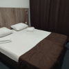 https://cdn.worldota.net/t/100x100/hotel_review/c6/e8/c6e85b2a2cab4c8bc82439d9d5bc653ed6a0a256.JPEG