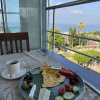 https://cdn.worldota.net/t/100x100/hotel_review/c7/10/c710c18c0f2f313379de0d3194aa84a06c962021.JPEG