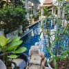 https://cdn.worldota.net/t/100x100/hotel_review/cb/70/cb7045c5c10fc728c60a63310f5a114b19383ff2.JPEG