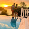 https://cdn.worldota.net/t/{size}/hotel_review/cf/77/cf7729162154d41ff4276af6b17216809d0778a4.JPEG
