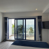 https://cdn.worldota.net/t/{size}/hotel_review/d4/3b/d43be4e48636b4115e43832678b50d90728b5645.JPEG