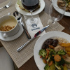 https://cdn.worldota.net/t/{size}/hotel_review/d7/bc/d7bcd2eb03730af9e8259898e02f3cf24c2b74cc.JPEG