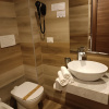 https://cdn.worldota.net/t/100x100/hotel_review/da/ea/daeaf65400dbfe288d67b0330cd9fd68a813cb38.JPEG