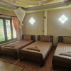 https://cdn.worldota.net/t/{size}/hotel_review/db/49/db495d85e41c37d9716c7dc06a971728a08262d3.JPEG