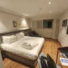 https://cdn.worldota.net/t/{size}/hotel_review/db/93/db9310dcb49b7997012a0e4021fcb2858b52bd92.JPEG