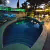https://cdn.worldota.net/t/100x100/hotel_review/dc/d8/dcd83b9f0dcbaddec19a0e7b7b84f7c94b0a6231.JPEG