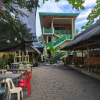 https://cdn.worldota.net/t/{size}/hotel_review/e0/b4/e0b4567431faaa25f3e9cb763f554e1859228bd1.JPEG