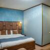 https://cdn.worldota.net/t/{size}/hotel_review/e0/f4/e0f4d93b4cfdb2b3b29c52a5bbc9cff47bbaa4c3.jpeg