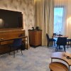https://cdn.worldota.net/t/{size}/hotel_review/e1/a4/e1a4115680ef2a5edde8a6520f119be8c0b19fff.jpeg