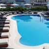 https://cdn.worldota.net/t/{size}/hotel_review/e5/2c/e52c87f571c130c22311ddc9ebf04ee441792c1c.JPEG