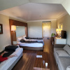 https://cdn.worldota.net/t/100x100/hotel_review/e5/f1/e5f1bfa06957e4533bafd3ad3c6024cd79a79f75.jpeg