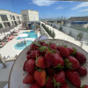 https://cdn.worldota.net/t/100x100/hotel_review/ee/52/ee5245eec43bedbbf7b6f79a9a331de499831453.JPEG
