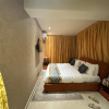 https://cdn.worldota.net/t/{size}/hotel_review/f3/52/f3529f88431db23d51bfa94c1ff506b02b27a09e.JPEG