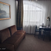 https://cdn.worldota.net/t/{size}/hotel_review/f7/a4/f7a4d083f94ecadf796388f644a88af528d03a96.JPEG