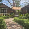 https://cdn.worldota.net/t/{size}/hotel_review/zz/49/ad49bb5b97b0fb7a371b47c380d5ec65acc1bdc7.JPEG