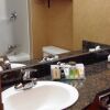 Отель Rosslyn Inn and Suites, фото 7