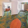 Отель La Quinta Inn Suites Galleria, фото 4
