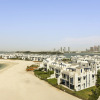 Отель Bespoke Residences - Shoreline Al Haseer, фото 19