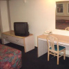 Отель Super 7 Inn and Suites Saginaw, фото 2