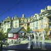 Отель Les Suites Tremblant La Tour Des Voyageurs в Монт-Трембланте