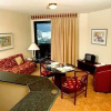 Отель The Town House Hotel, фото 1