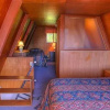 Отель Beachfront Alpine Chalets, фото 20
