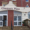 Отель Chequers Plaza Hotel, фото 1