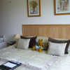 Отель Harefield Cottage - B&B, фото 1
