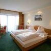 Отель Tiroler ADLER Bed & Breakfast в Вайдринге